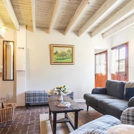 Casa vacanze Du Rouge Gorge Normandy *